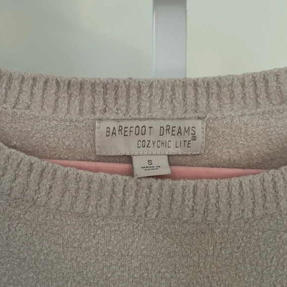 Barefoot Dreams CozyChic Lite® Pullover - Picture 5 of 8